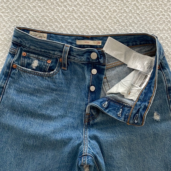 Levi’s Wedgie Buttonfly Jeans. Size 29 - Picture 1 of 4